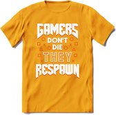 Gamers don't die T-shirt | Oranje | Gaming kleding | Grappig game verjaardag cadeau shirt Heren – Dames – Unisex | - Geel - M