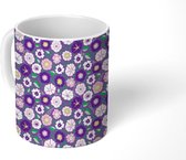 Mok - Koffiemok - Patroon - Bloemen - Paars - Mokken - 350 ML - Beker - Koffiemokken - Theemok