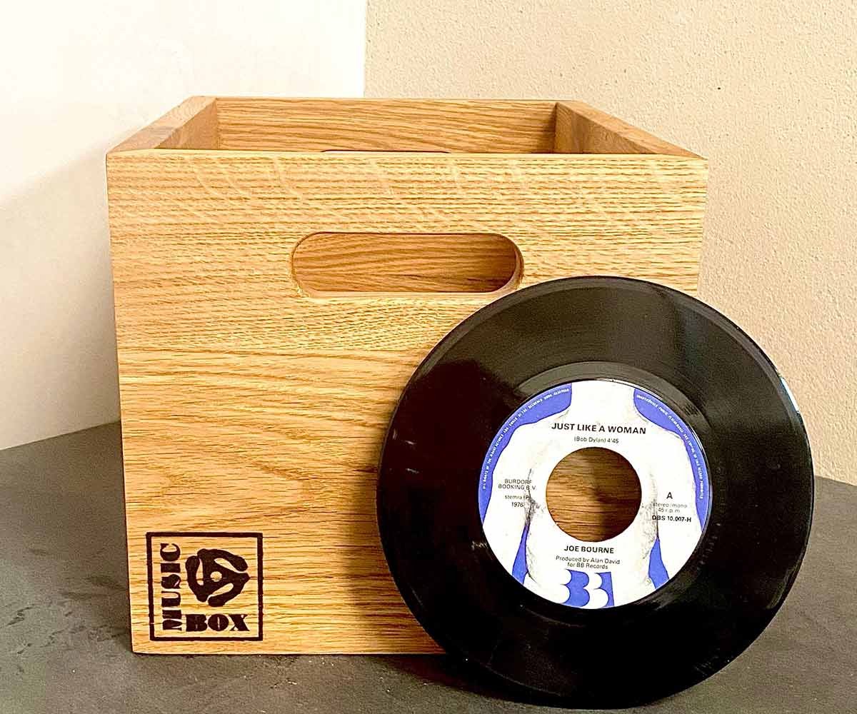 Music Box Designs Houten Vinyl Platen Box - Geolied Eikenhout (7-inch)
