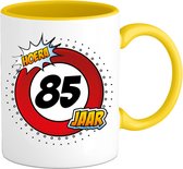 85 Years Traffic Sign Mug avec texte | Cadeau drôle de tasse d'anniversaire | Tasses à Café et à Thee imprimées | Noir | 330 ML