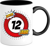 12 Jaar Verkeersbord Mok met tekst | Grappig Verjaardag Beker Cadeau | Bedrukte Koffie en Thee Mokken | Zwart | 330 ML