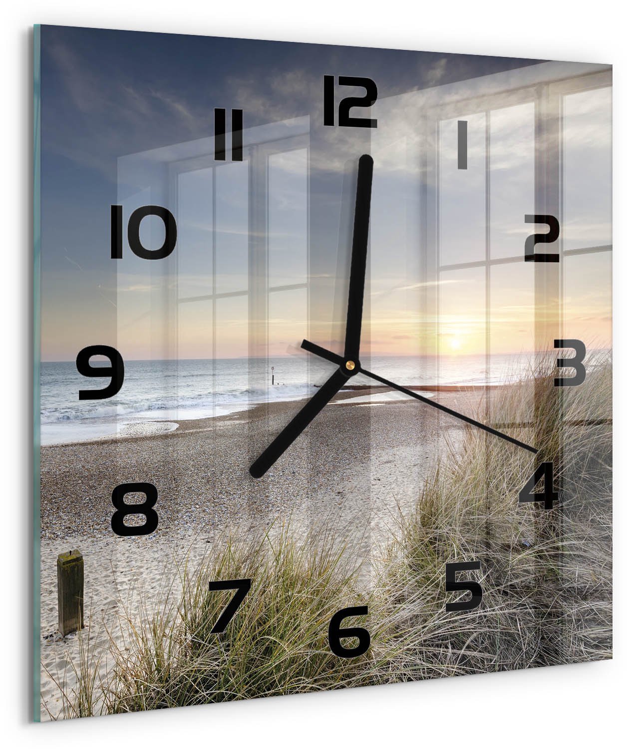 Tulup Wandklok - Zonsondergang en duinen Wandklok Glas Decoratie - 30x30 cm - Beige Gekleurde Glazen Klok - Zwarte handen - Vierkante Klok - Klok Glas Met Opdruk - Moderne Wandklok Glas