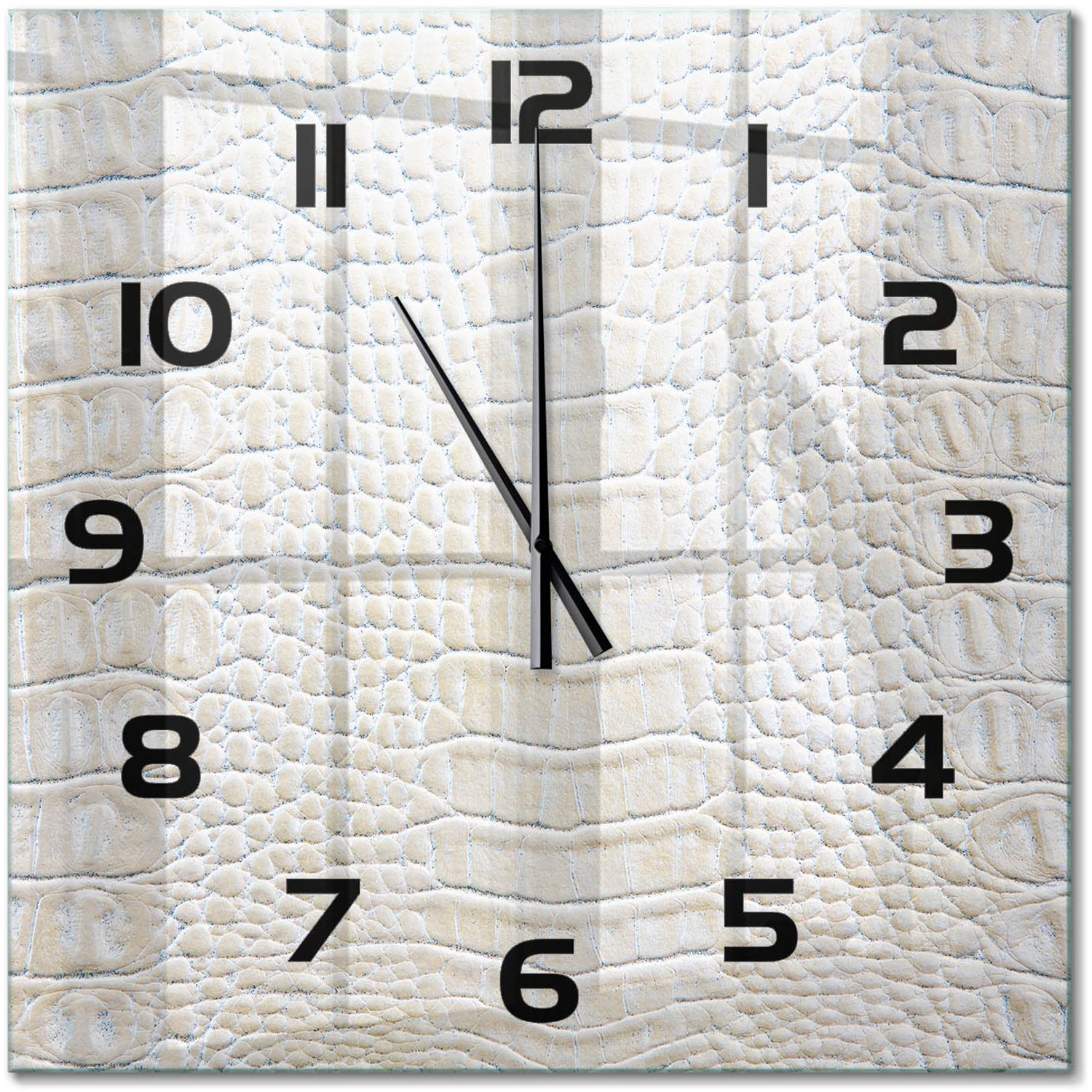 TULUP Wandklok - Krokodillenhuid Decoratieve Glazen Klok - 60x60 cm - Beige Glazen Wandklok Design - Zwarte handen - Vierkante Klok - Glazen Klok Met Print - Wandklok Glas Met Motief