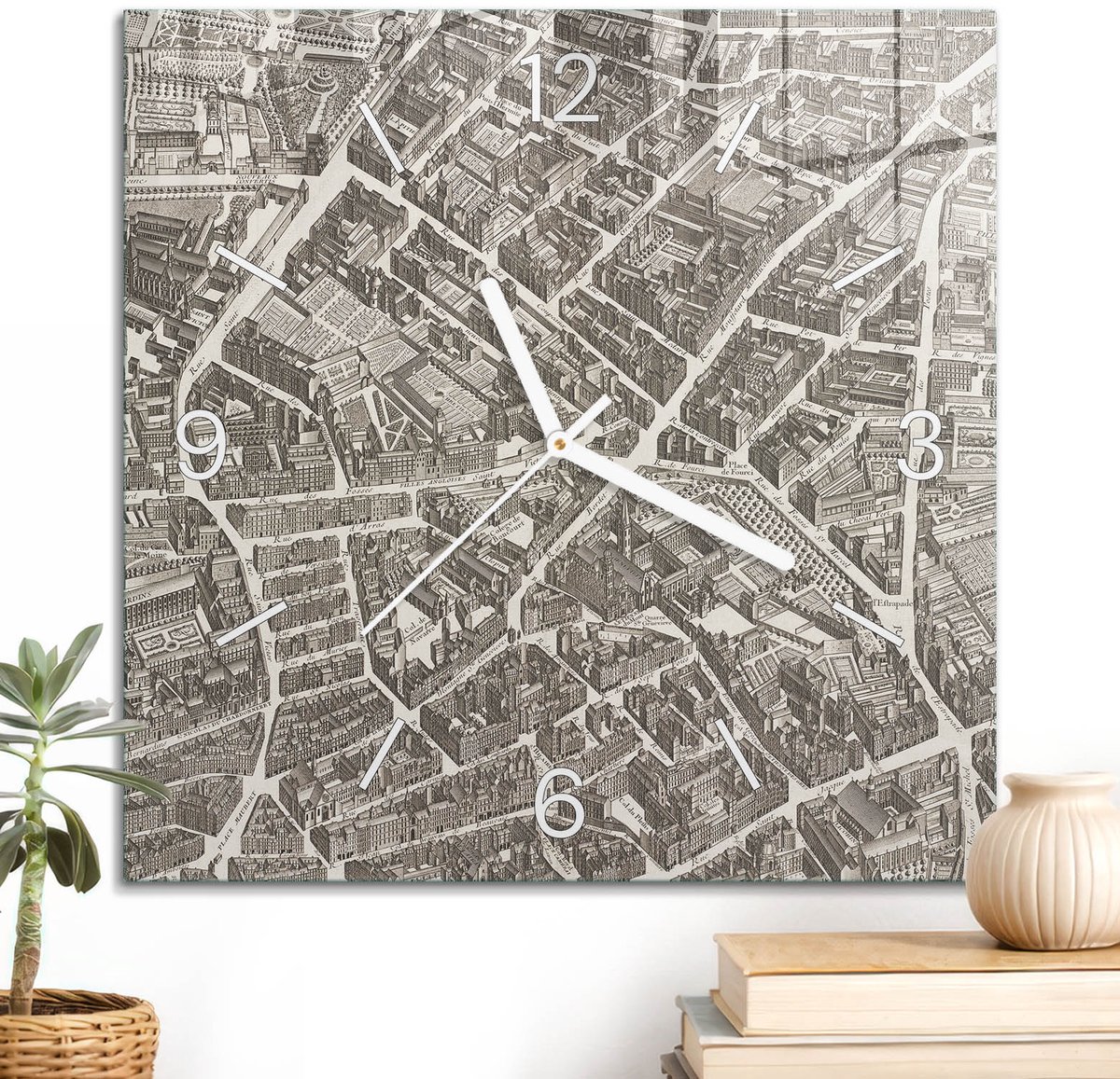 ArtPrintCave Grijs Glazen Klok - 30x30 cm - Wandklok Vierkant - Historische Kaart Unieke Klok - Architectuur Stille Wandklok - Witte Klokwijzers