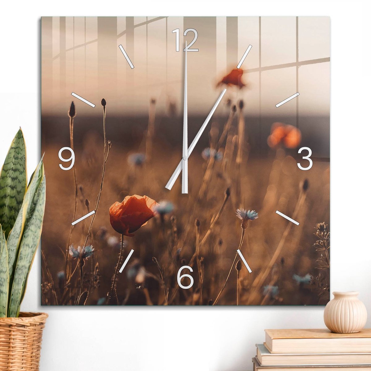 ArtPrintCave Oranje Glazen Klok - 60x60 cm - Wandklok Vierkant - Zomerweide Stille Wandklok - Bloemen En Planten Wandklok Keuken - Witte Klokwijzers