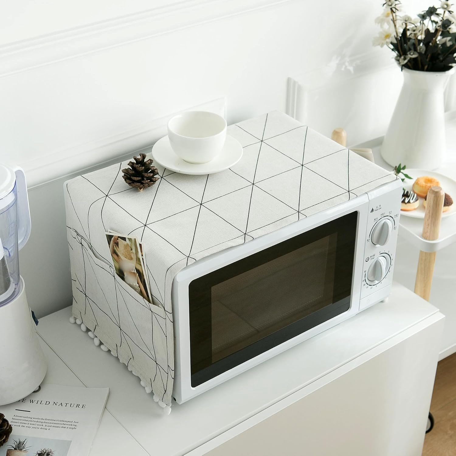 1 stuk zwart-wit geometrisch ontwerp multifunctionele magnetron oven cover doek stof cover olie proof cover doek bedrukt 90 * 30 cm (wit)