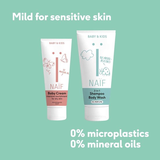 Twee tubes Naïf babyverzorging op mintgroene achtergrond. Rechts: 2-in-1 Shampoo Body Wash. Links: Baby Cream.