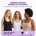 Drie modellen dragen naadloze corrigerende tops in zwart, wit en beige. Geschikt voor onder elke kleding.