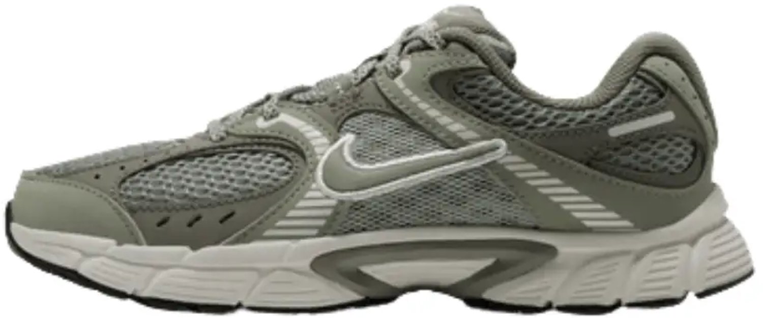 Nike v5 rnr in de kleur . Groen