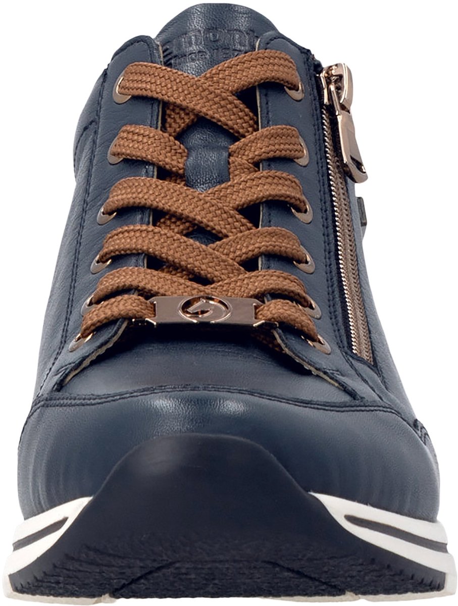 Baskets en cuir