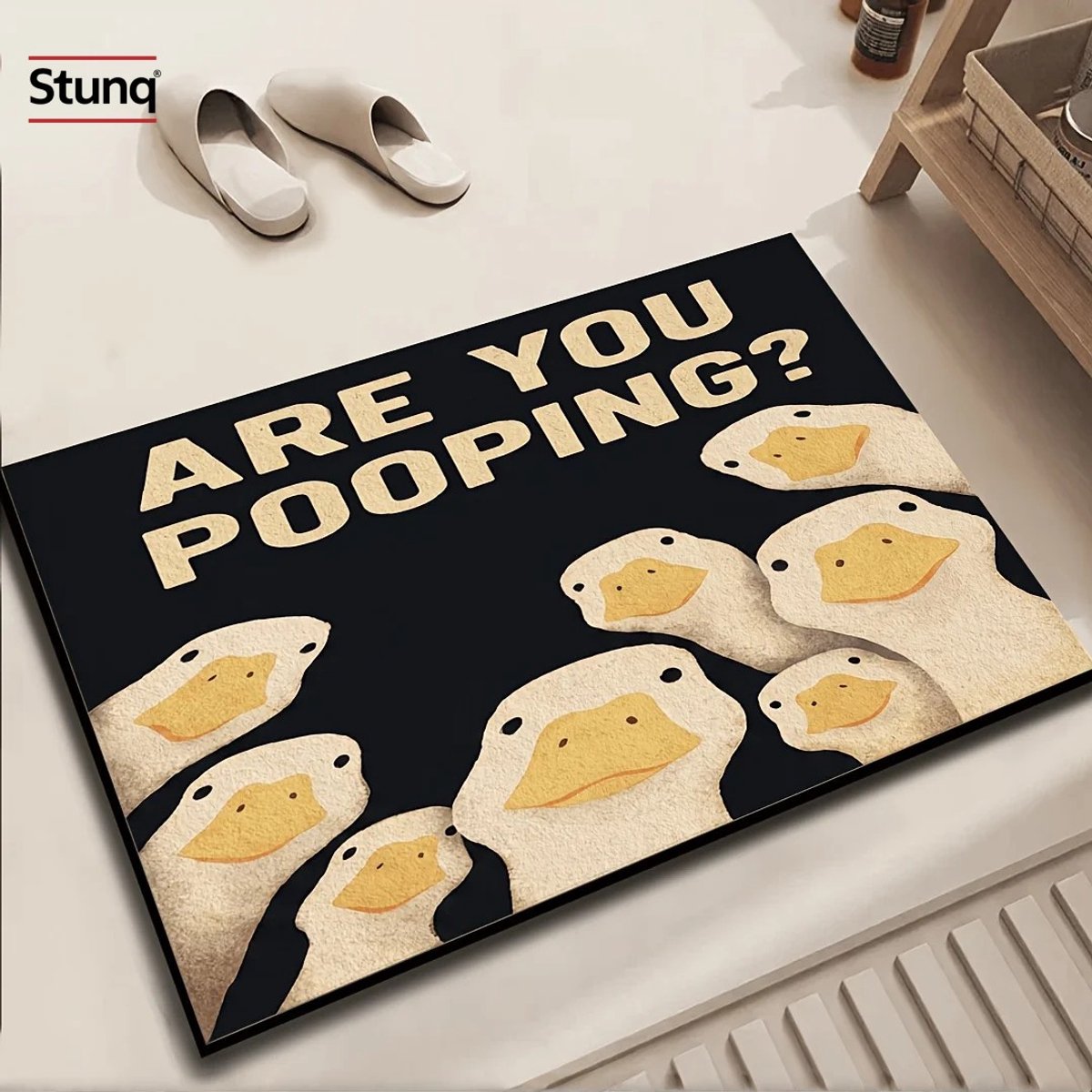 Stunq® Grappige Pinguïn deurmat 'Are You Pooping?' Antislip badkamervloerkleed 60x90 cm