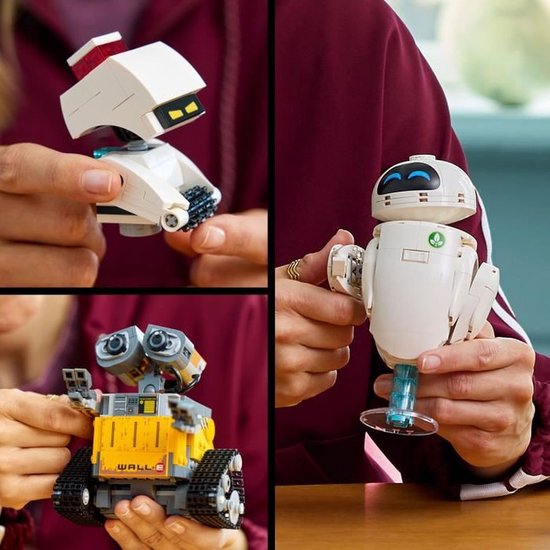 Mains tenant des versions LEGO de WALL-E, EVE et un petit robot blanc. Collage de 3 images.