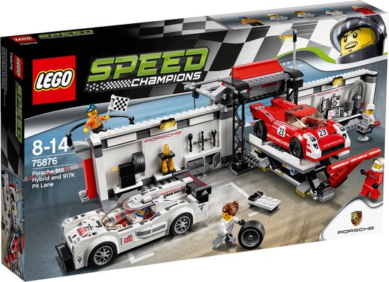 Porsche 919 Hybrid en 917K pitstraat