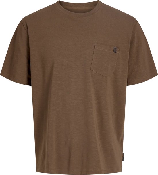 Bruin t-shirt met ronde hals en een borstzak met een Jack & Jones label.