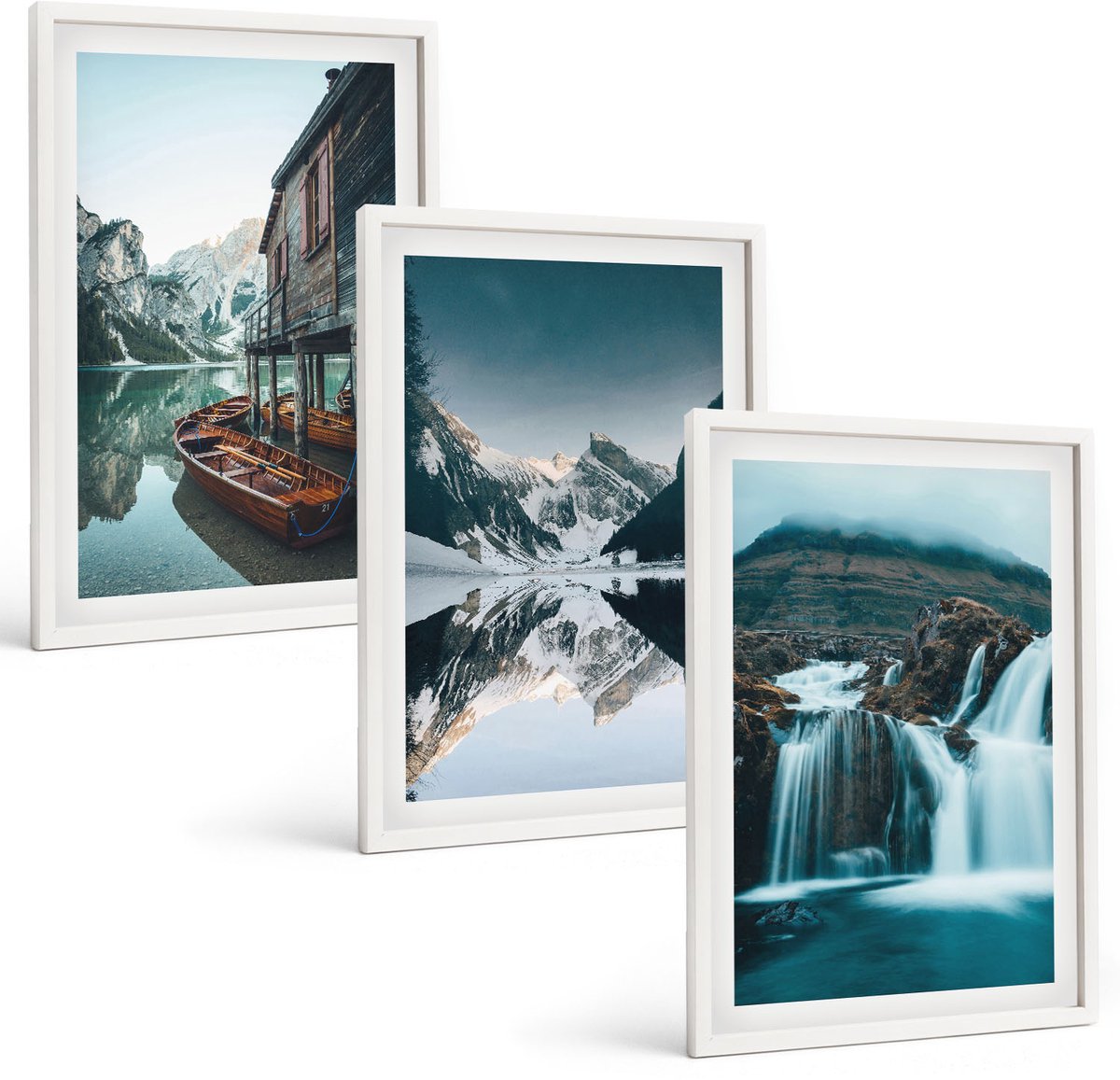 Coloray 3-Delige Schilderij Set - Berglandschap Met Een Waterval En Een Meer - 40 x 60 - Wanddecoratie - Muurdecoratie - Moderne Interieurdecoratie - Woonkamer Decoratie