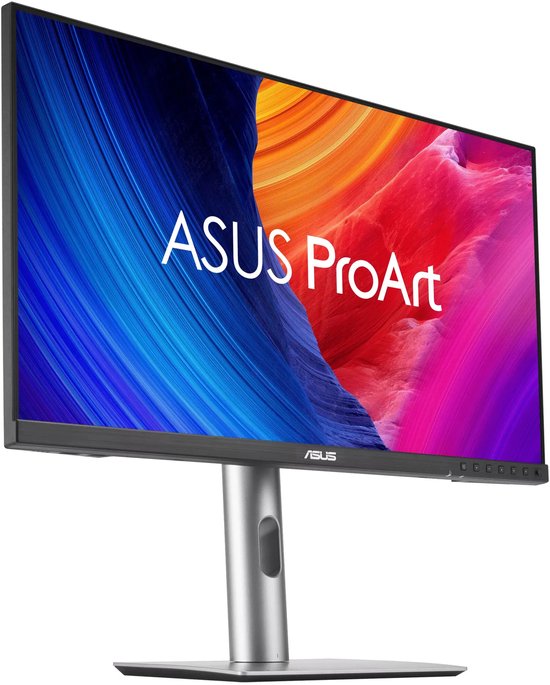 ASUS ProArt monitor in driekwart aanzicht met zilveren voet.