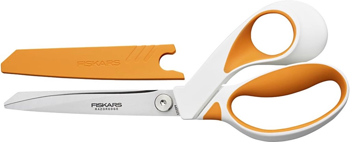 Fabric RazorEdge Softgrip - Schaar Voor Stoffen - Fijn Snijden - Professionele Stoffenschaar - Fiskars Stoffenschaar - Precisie Schaar - Zachte Grip - Hobby Gereedschap - 23cm / 1 Stuk