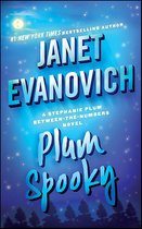 Boekomslag van 'Plum Spooky' door Janet Evanovich, met de titel in grote letters tegen een nachtelijke, sterrenhemel.