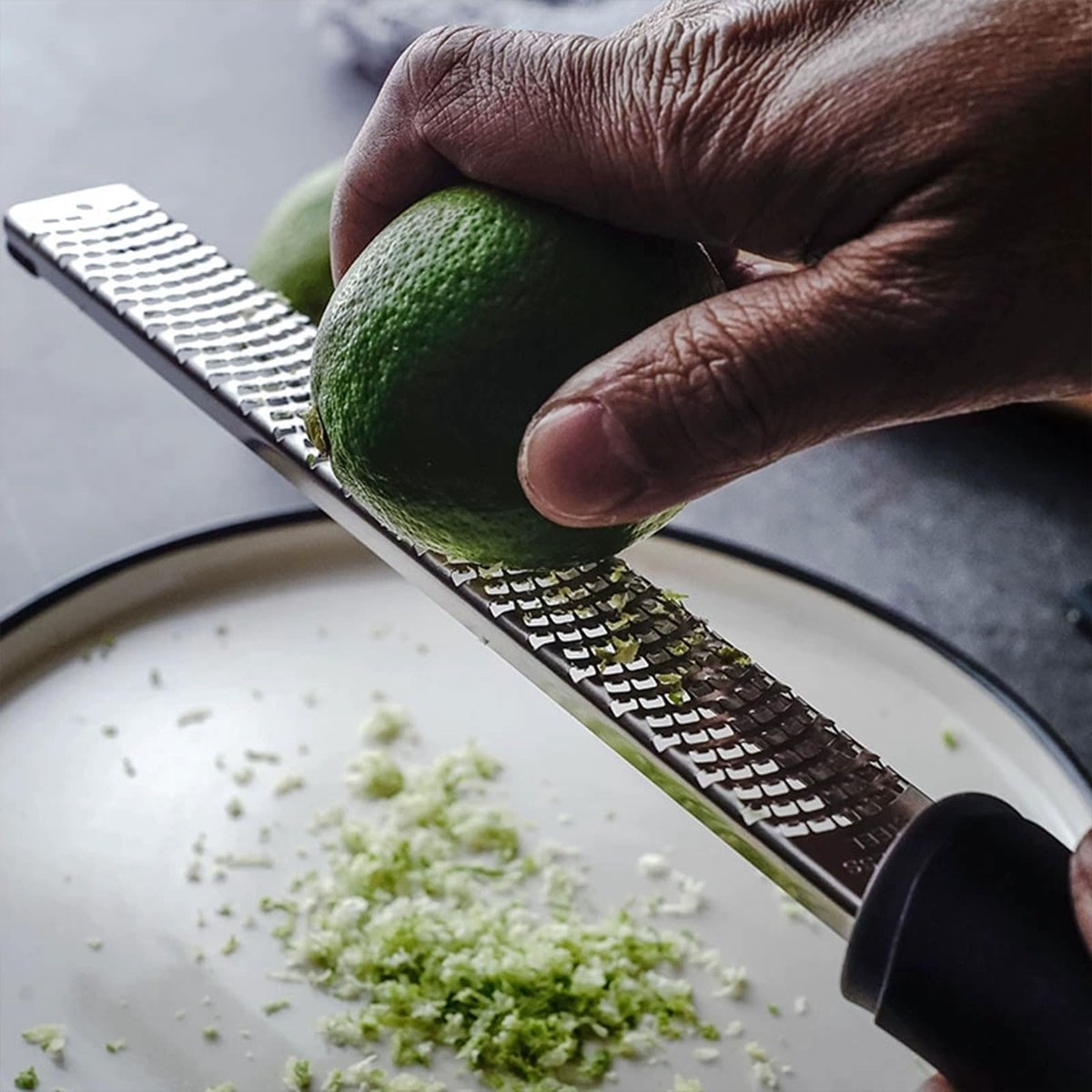 Unyqoos® Roestvrijstalen multifunctionele rasp voor diverse keukenbereidingen