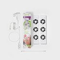 De 'smart radiator ventilator' set met zes ventilatoren, stroomadapter, bediening en kabel.