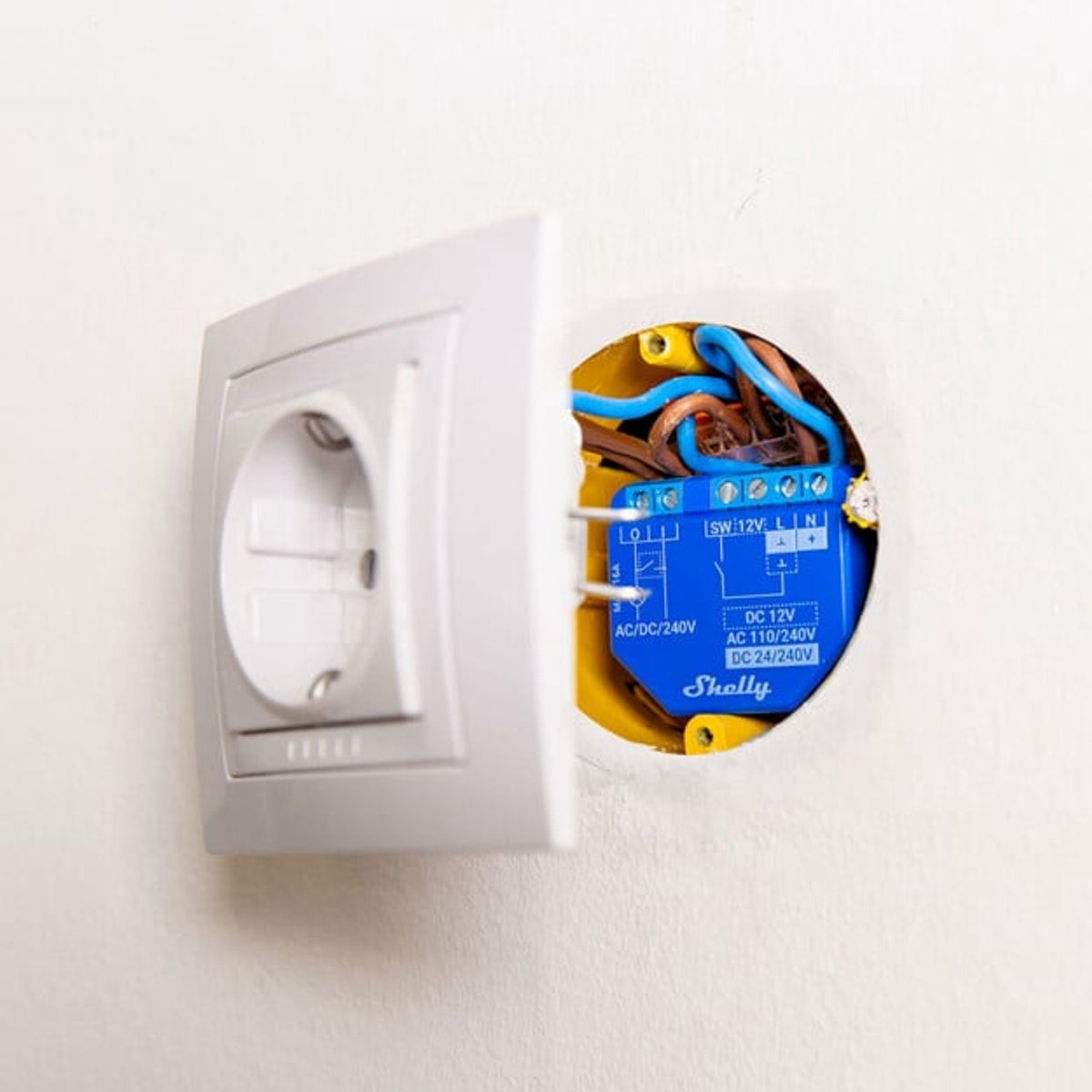 Shelly Plus 1 Relais Schakelaar 16A Smart Home WiFi