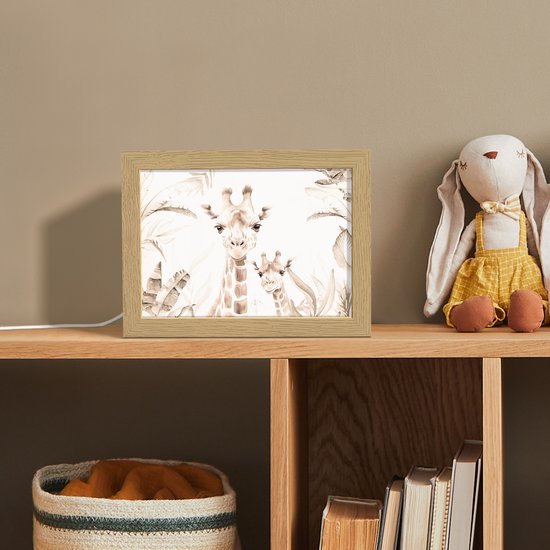 Nachtlampje 20x15 cm - Kinder lampje - Giraffe - Jungle - Bruin - Kinderen - Tafellamp kinderkamer - Slaapkamer lamp - Bedlamp kinderen - Kinderlampje stopcontact - Wandlamp babykamer - Nachtlampjes van Merkloos — afbeelding 3