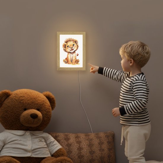 Nachtlampje 15x20 cm - Kinder lampje - Leeuw - Baby dier - Tafellamp kinderkamer - Slaapkamer lamp - Bedlamp kinderen - Kinderlampje stopcontact - Wandlamp babykamer - Nachtlampjes van OnlyWow — afbeelding 5