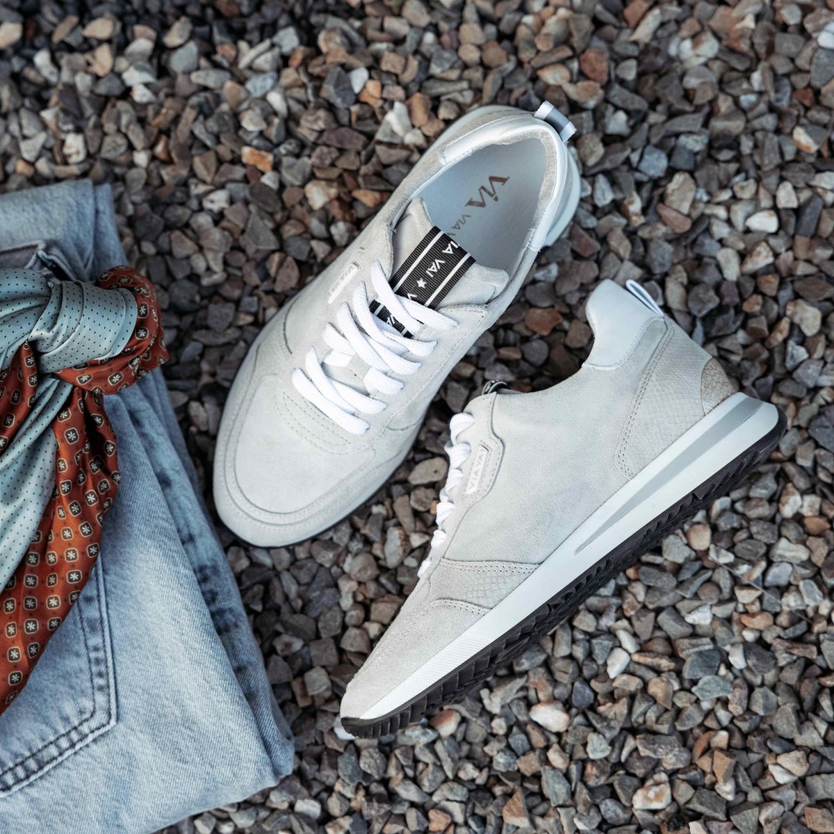 Nora Sam - VIA VAI beige sneakers - maat 37 | bol.com