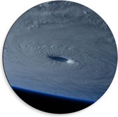 Dibond Wandcirkel - Rand van de Aarde vanuit Ruimte - 50x50cm Foto op Aluminium Wandcirkel (met ophangsysteem)