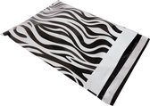 Verzendzakken voor Kleding - 100 stuks - 25 x 34 cm (A4) - Zebra Zwart/Wit - Verzendzakken Webshop - Verzendzakken plastic met plakstrip