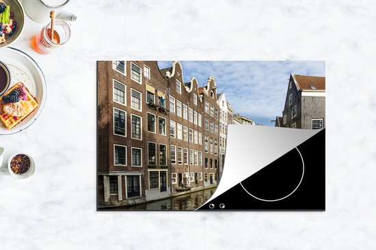 KitchenYeah® Inductie beschermer 81.6x52.7 cm - Grachtenpanden langs het kanaal in Amsterdam - Kookplaataccessoires - Afdekplaat voor kookplaat - Inductiebeschermer - Inductiemat - Inductieplaat mat