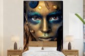 Papier peint - Papier peint photo Femme colorée au regard intense - Largeur 195 cm x hauteur 300 cm