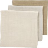 Drie hydrofiele doeken in de kleuren zand, lichtgrijs en taupe. De doeken hebben een wafelpatroon.