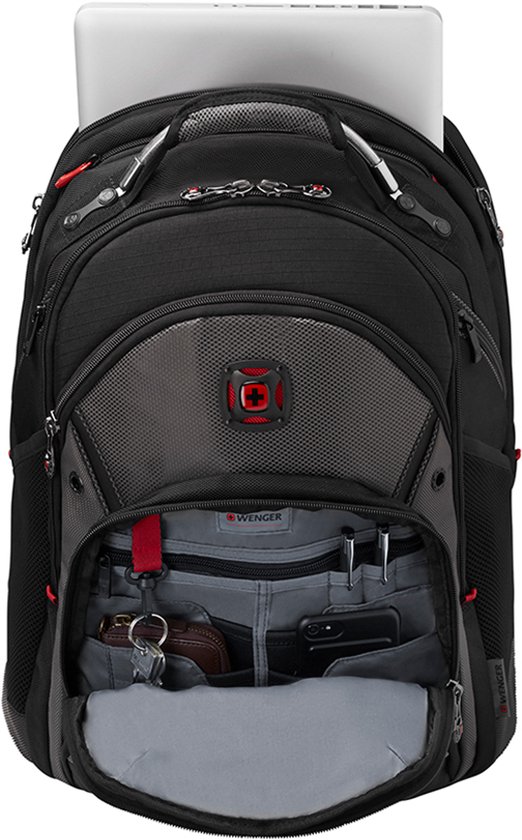 Zwarte rugzak met grijze mesh en rood detail, open vak met laptop en organizer.