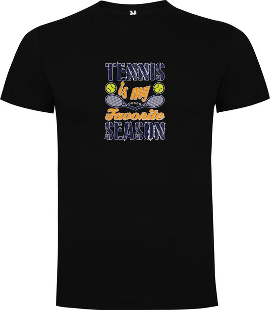 Zwart T-Shirt met “Kleurrijke Tennis is my Favorite Season – Tennis het hele jaar – Sport “ Print Full Color Maat L