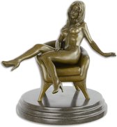 Een Erotisch Bronzen Beeld Zittend Vrouwelijk Naakt 22x18x19 cm
