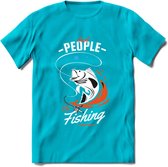 Cool People Do Fishing - Vissen T-Shirt | Oranje | Grappig Verjaardag Vis Hobby Cadeau Shirt | Dames - Heren - Unisex | Tshirt Hengelsport Kleding Kado - Blauw - S