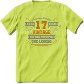 17 Jaar Legend T-Shirt | Goud - Zilver | Grappig Verjaardag Cadeau | Dames - Heren | - Groen - L