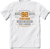 92 Jaar Legend T-Shirt | Goud - Zilver | Grappig Verjaardag Cadeau | Dames - Heren | - Wit - L