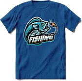 Fishing - Vissen T-Shirt | Grappig Verjaardag Vis Hobby Cadeau Shirt | Dames - Heren - Unisex | Tshirt Hengelsport Kleding Kado - Donker Blauw - S