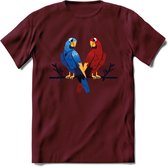 Lovebirds - Valentijn T-Shirt | Grappig Valentijnsdag Cadeautje voor Hem en Haar | Dames - Heren - Unisex | Kleding Cadeau | - Burgundy - M