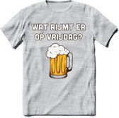 Wat Rijmt Er Op Vrijdag? T-Shirt | Bier Kleding | Feest | Drank | Grappig Verjaardag Cadeau | - Licht Grijs - Gemaleerd - XL