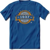 Premium Since 1937 T-Shirt | Zilver - Goud | Grappig Verjaardag en Feest Cadeau Shirt | Dames - Heren - Unisex | Tshirt Kleding Kado | - Donker Blauw - XL