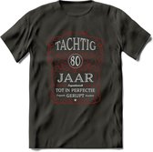 80 Jaar Legendarisch Gerijpt T-Shirt | Rood - Grijs | Grappig Verjaardag en Feest Cadeau Shirt | Dames - Heren - Unisex | Tshirt Kleding Kado | - Donker Grijs - XXL