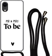 Hoesje met koord Geschikt voor iPhone XR - Quotes - 'Mr & Mrs to be' - Spreuken - Trouwen - Siliconen - Crossbody - Backcover met Koord - Telefoonhoesje met koord - Hoesje met touw