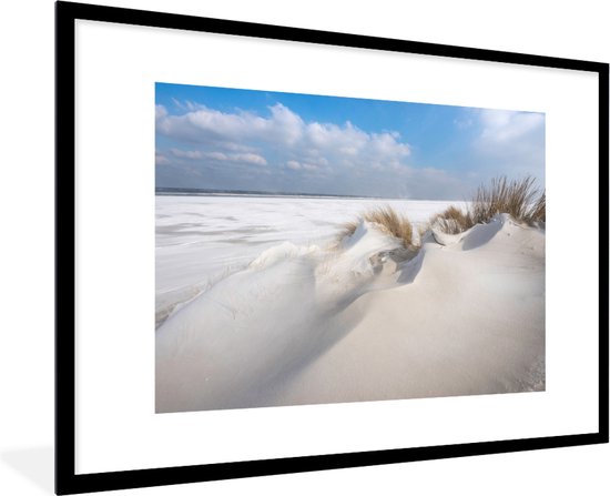 Fotolijst incl. Poster - Zandduinen op het strand van Schiermonnikoog - 90x60 cm - Posterlijst