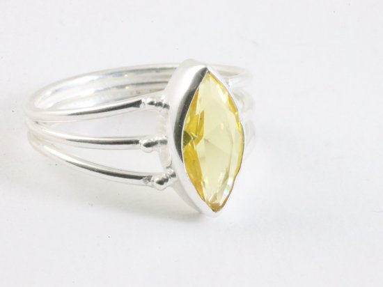 Opengewerkte zilveren ring met citrien - maat 18.5