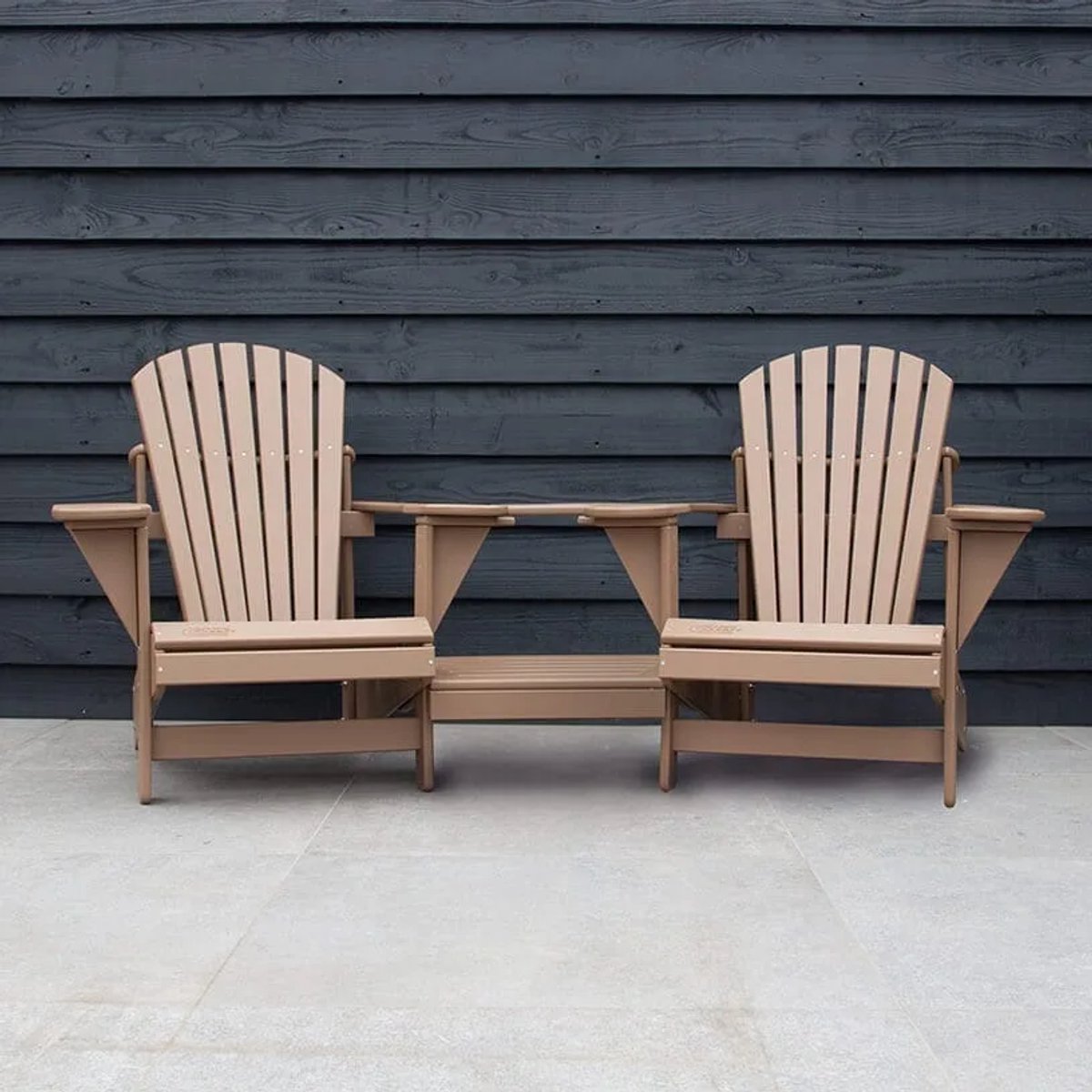 Originele Adirondack Tete-a-tete Tuinbank | Kunststof | Lichtbruin | 10 jaar garantie | Binnen 2-5 werkdagen geleverd | Canada Comfy Chair