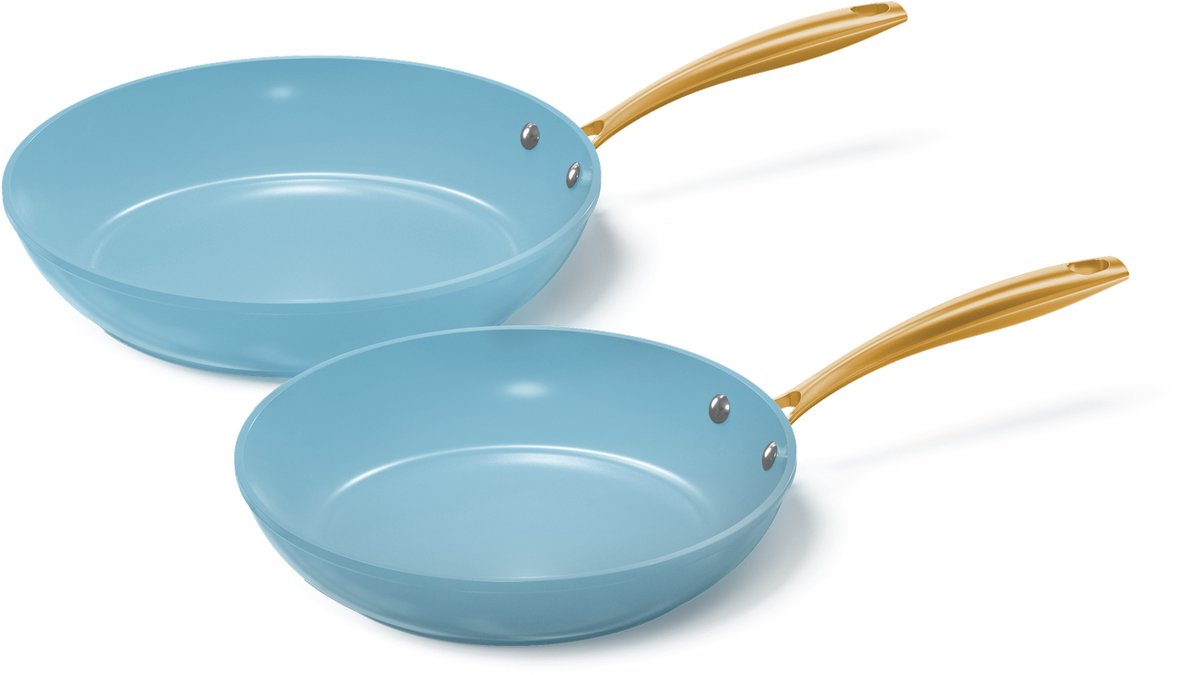 Cook & Pan 2-Delige Koekenpan Pannenset Ocean Blue Ø 24 & 28 cm Blauw met Gouden Handgrepen - PFAS vrij - Alle Warmtebronnen - Koekenpannenset - Krasbestendige Anti Aanbaklaag - Vaatwasserbestendig - Gas, Inductie, Elektrisch, Oven - Koekenpan Set