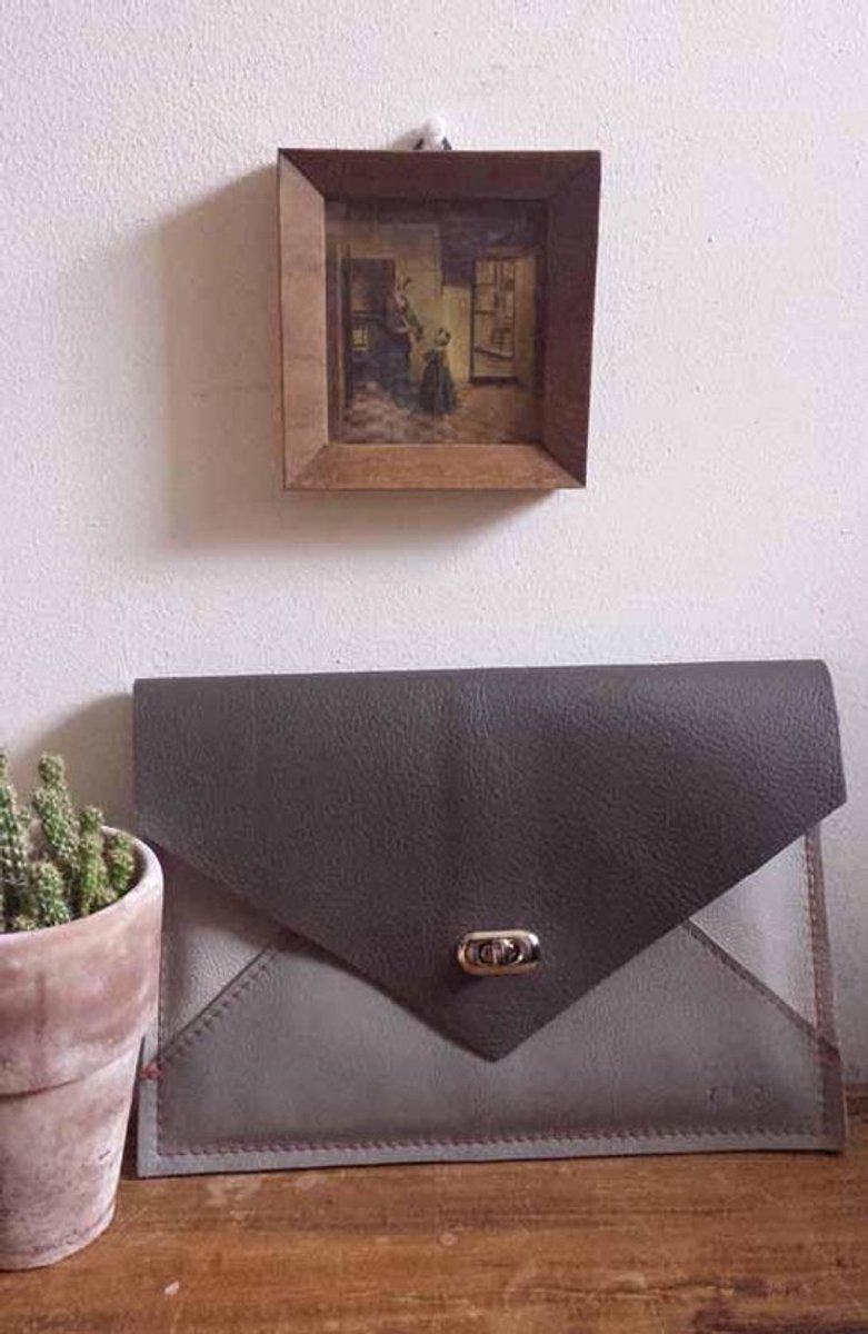 Toetie & Zo Handgemaakte Leren Tablethoes Grijs, tablettas